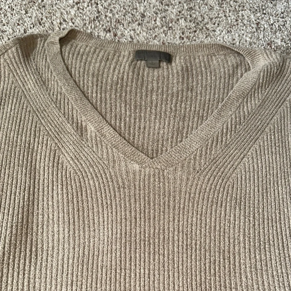 Barefoot Dreams Tan V-Neck Sweater Soft Knit